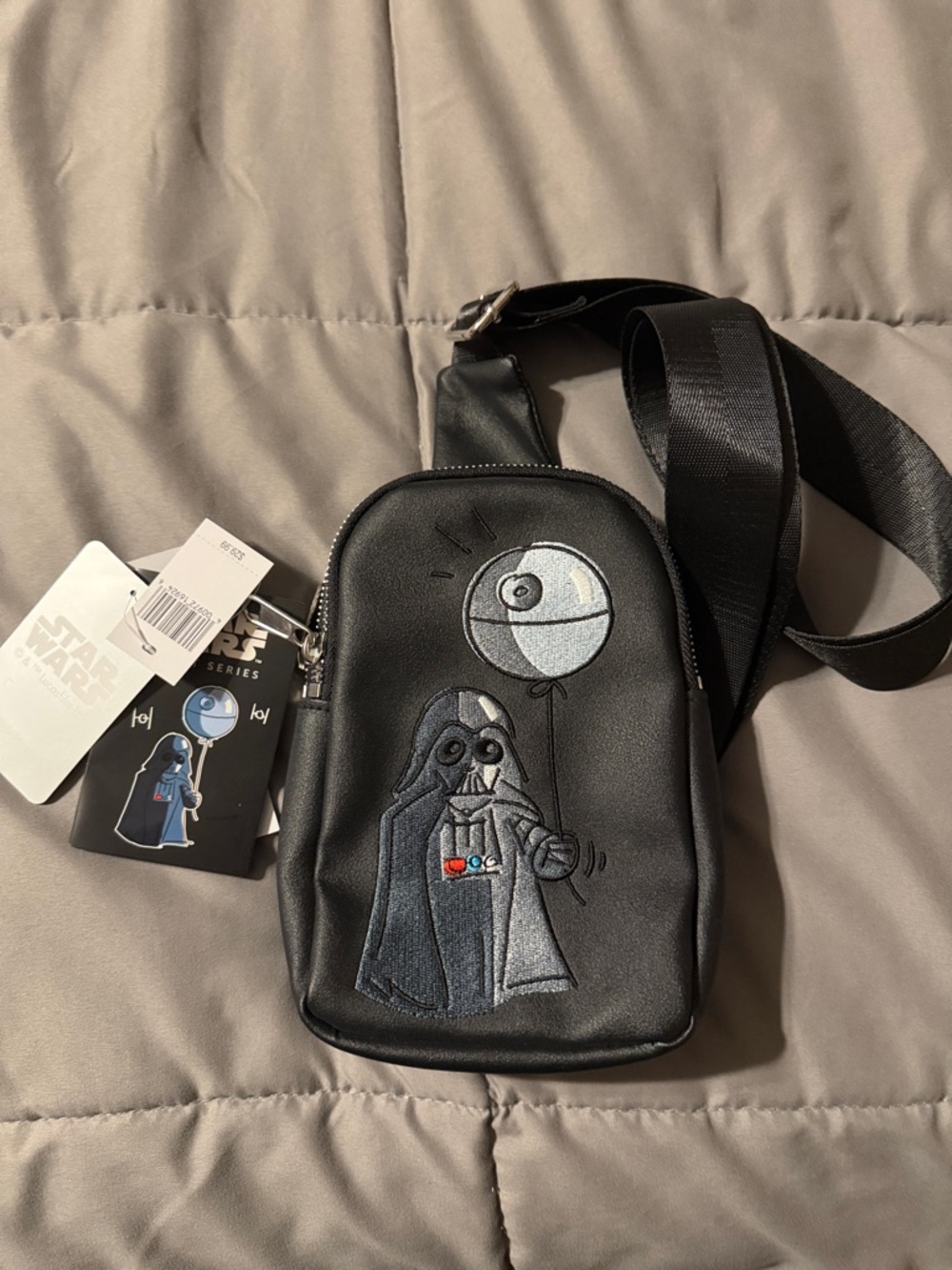 Star Wars Black Darth Vader Balloon Sling Bag